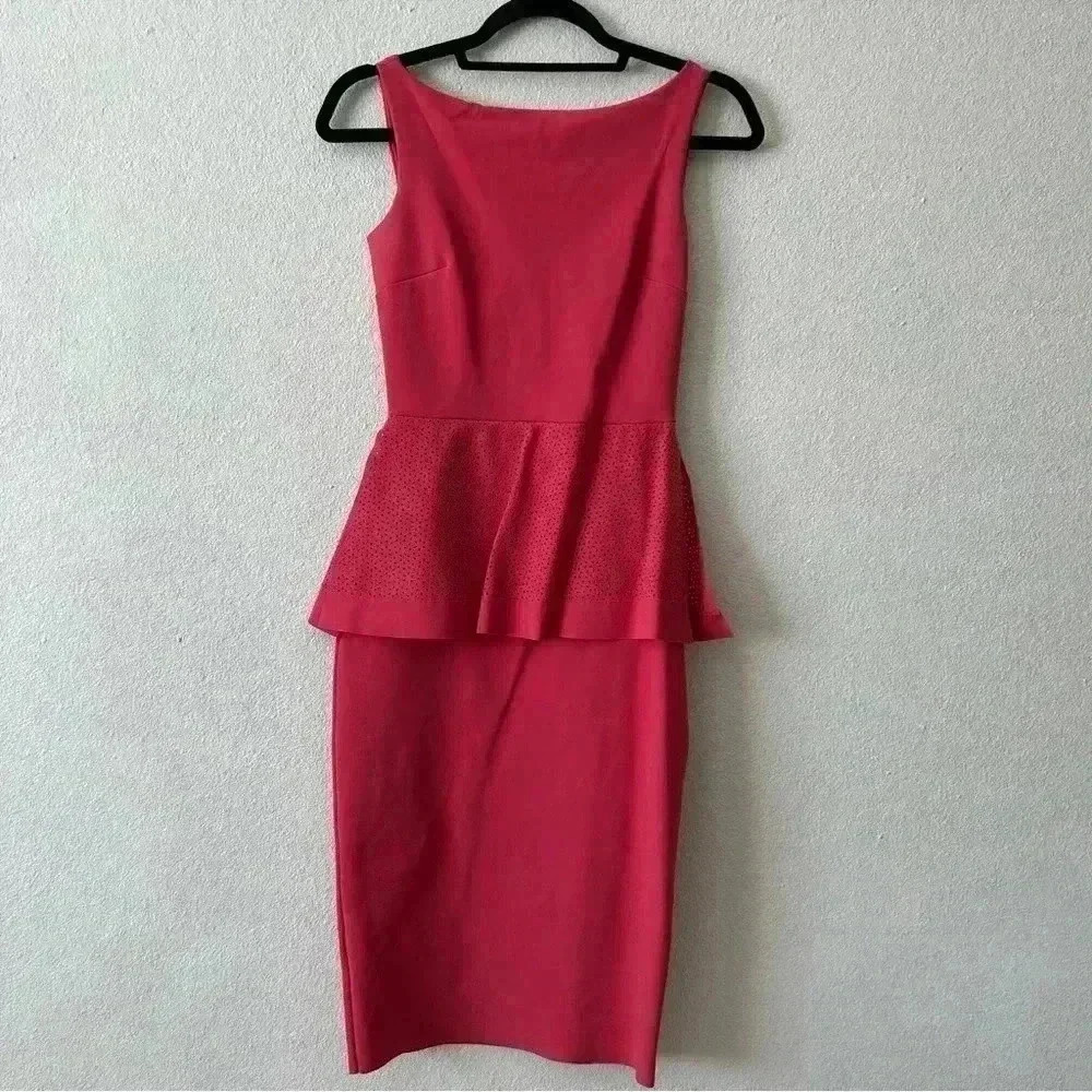 Chiara Boni la petite robe Dominik Laser-cut Peplum Dress In Peach size 38 us 2